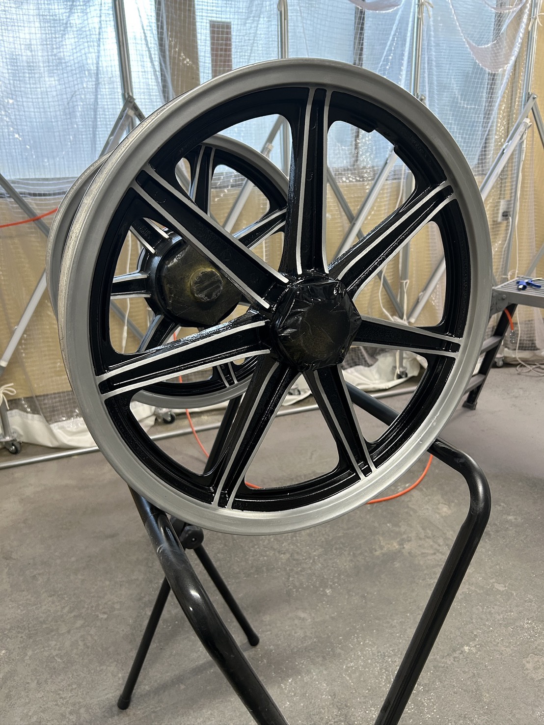 SR400（年式不明）ホイール塗装依頼【費用（前後含めて）40,000円】